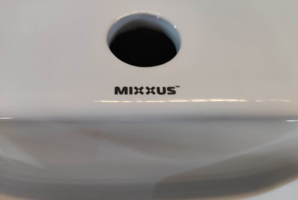 Раковина підвісна Mixxus Premium QUADRO-1201-R 430х265х135mm з отвором під змішувач та переливом - Зображення 8
